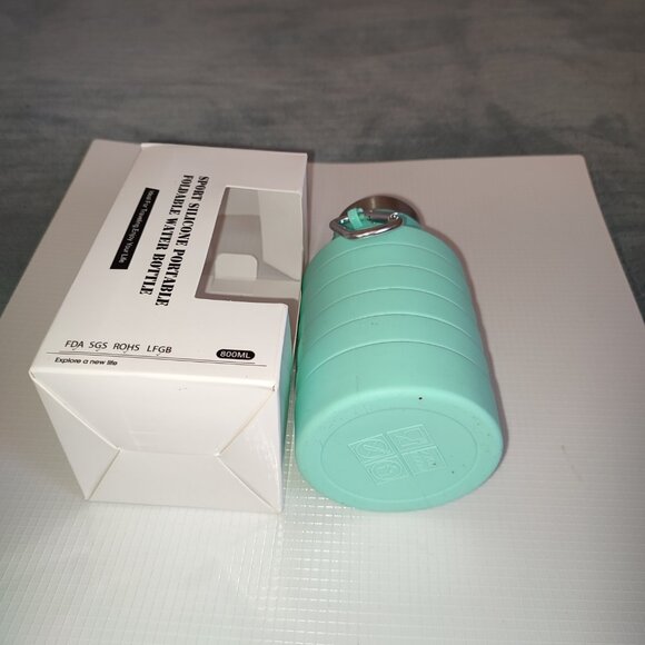 NEW Teal Green Foldable Water Bottle Sport Silicone Portable Extensible Travel - Picture 2 of 12